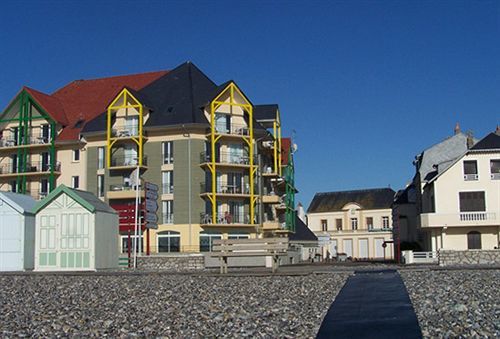 Madame Vacances Les Terrasses De La Plage カイユー・シュル・メール エクステリア 写真